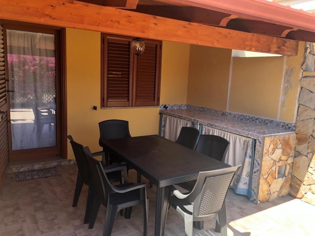 B&B Il Mirto Bianco San Giovanni Suergiu Ngoại thất bức ảnh